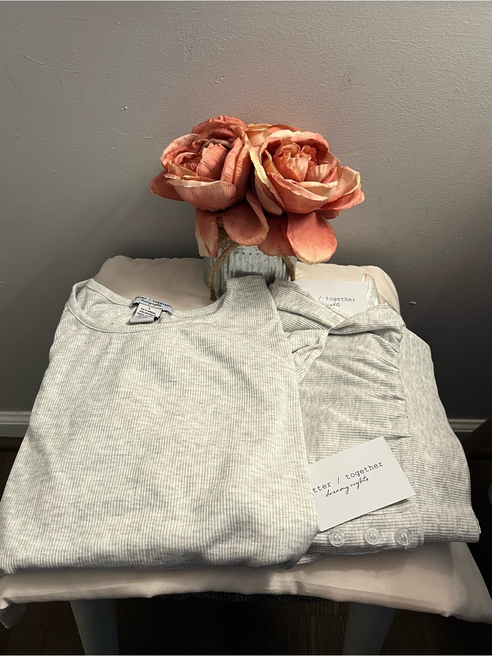 TAHARI Socks, Dreamy Nights PJ’s, Headband, & Notebook 4-Piece Gift Set. NWT. - Picture 6 of 9